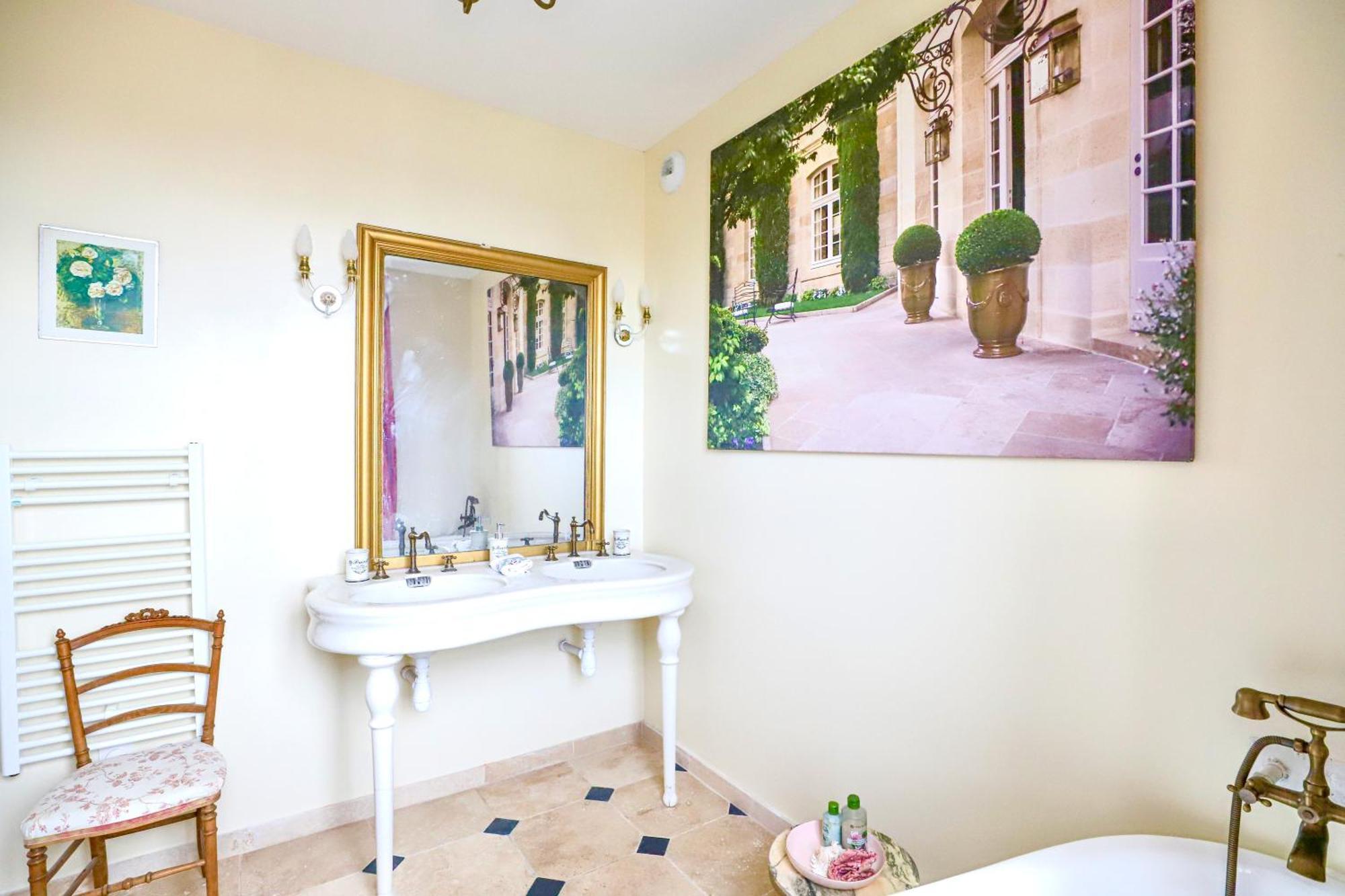 Manoir Des Pavements Apartment Lisieux Exterior photo